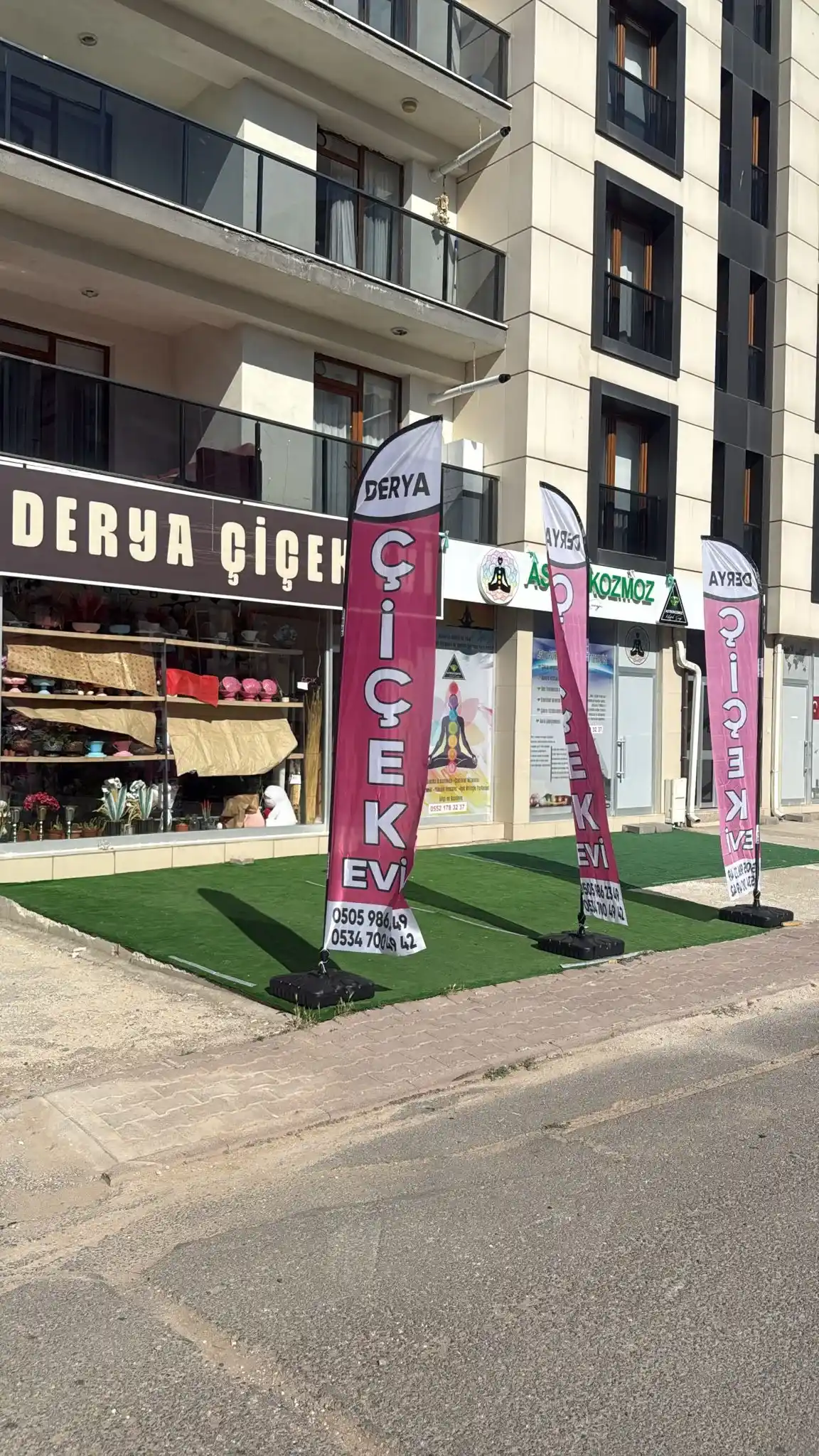 Çiçekçi Yelken Bayrağı-24